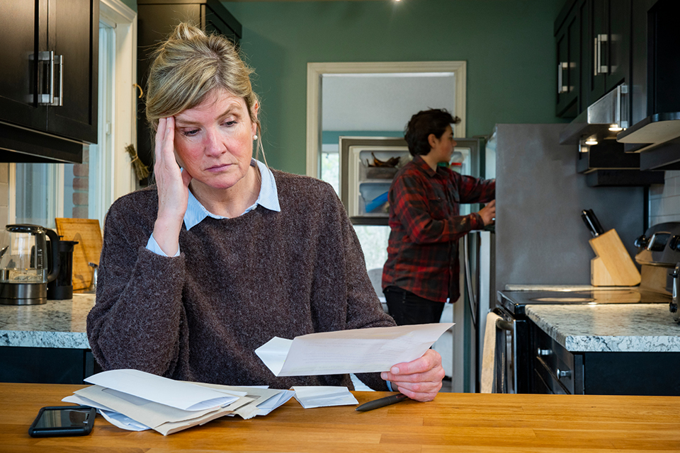 Are the options to revisit property settlement years later?